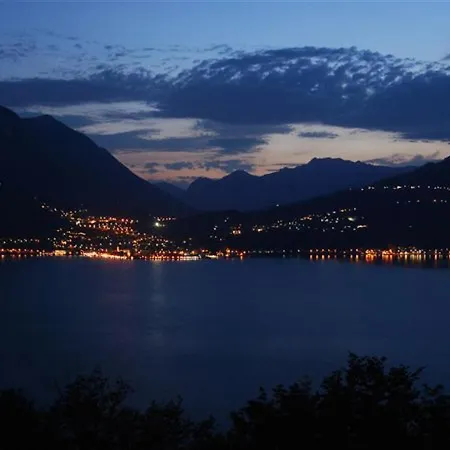 Vista D'oro Apartment *