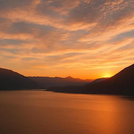 Vista D'oro Apartman Perledo