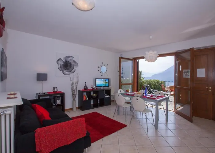 アパート Vista D'oro *