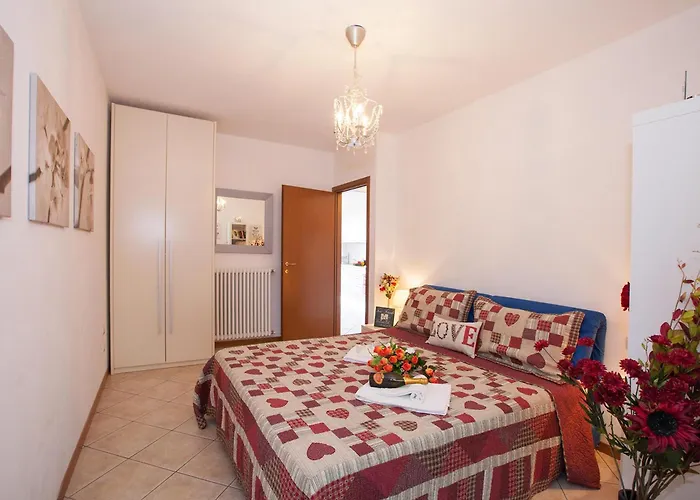 Vista D'oro アパート *