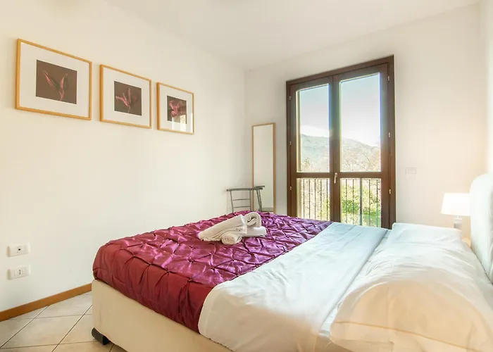 アパート Vista D'oro ペルレード